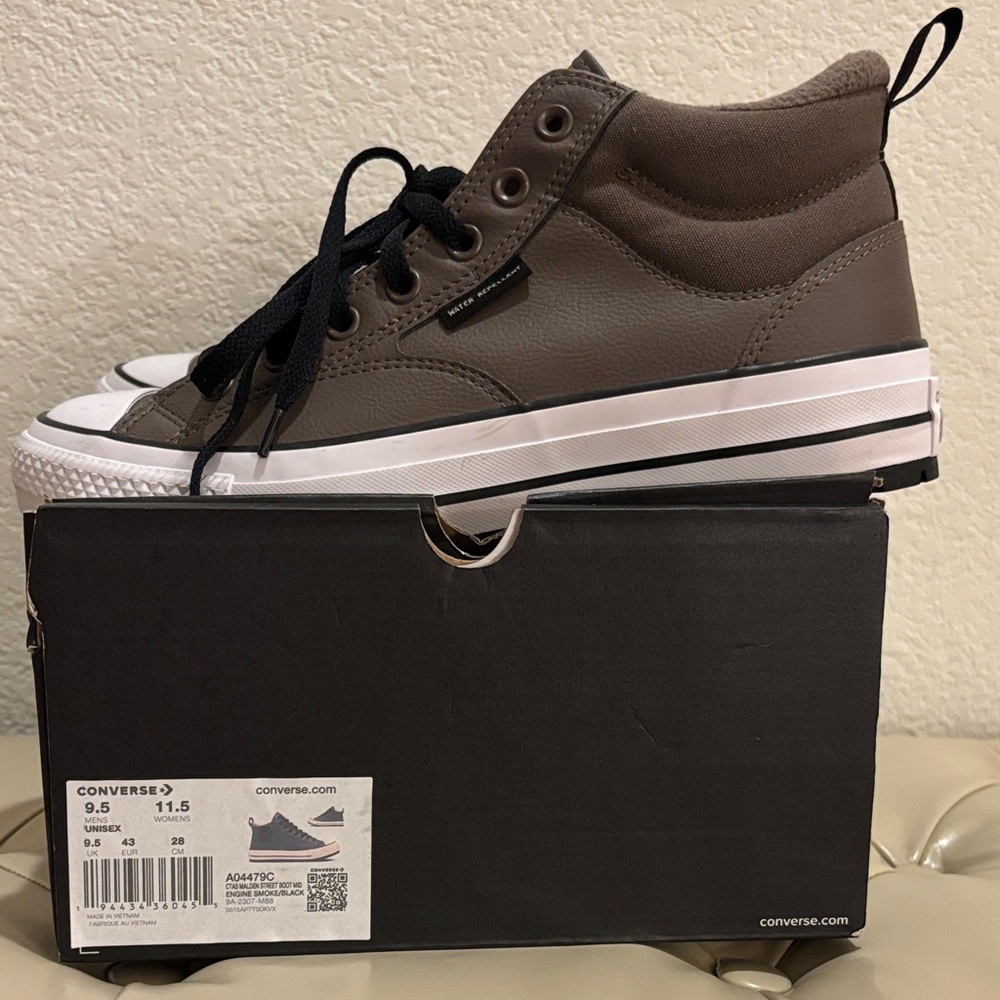 Converse  (Boot Mid ) Sneakers - Brown and Black